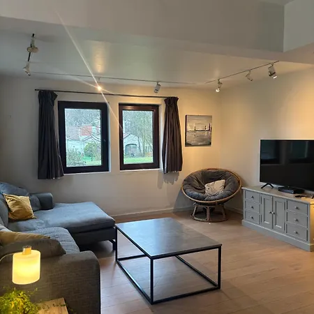 Villa 4ch-2sdb Dans Un Quartier Calme Lasne