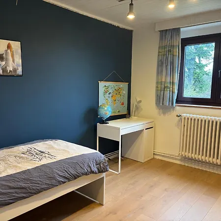 Villa 4ch-2sdb Dans Un Quartier Calme *